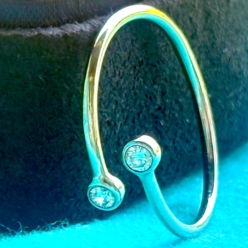SOLD Tiffany & Co Platinum Wire Hoop Diamond Ring